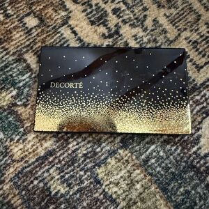 Decorté Gold and Black Eyeshadow Palette